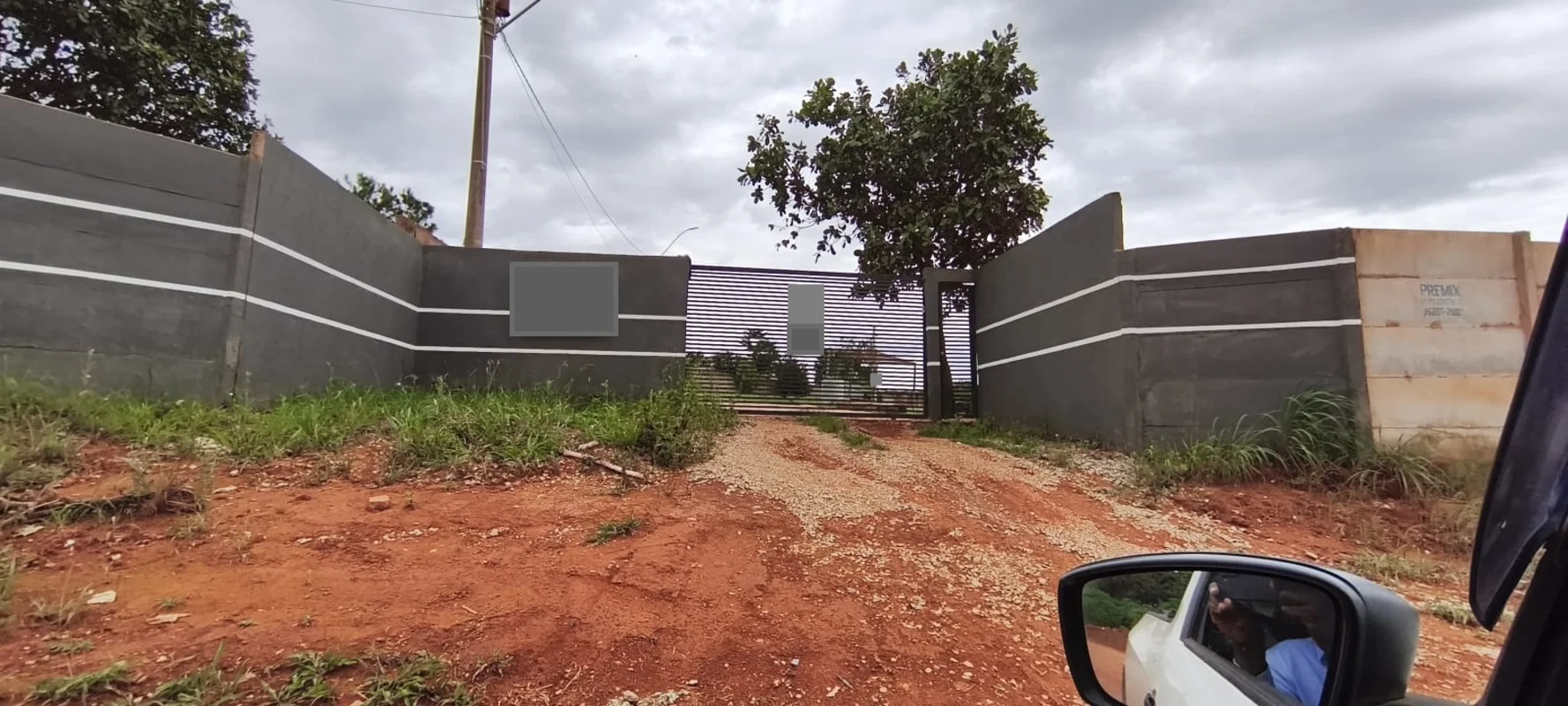 Excelente oportunidade para investimento ou instalação do seu negócio!Lote comer...