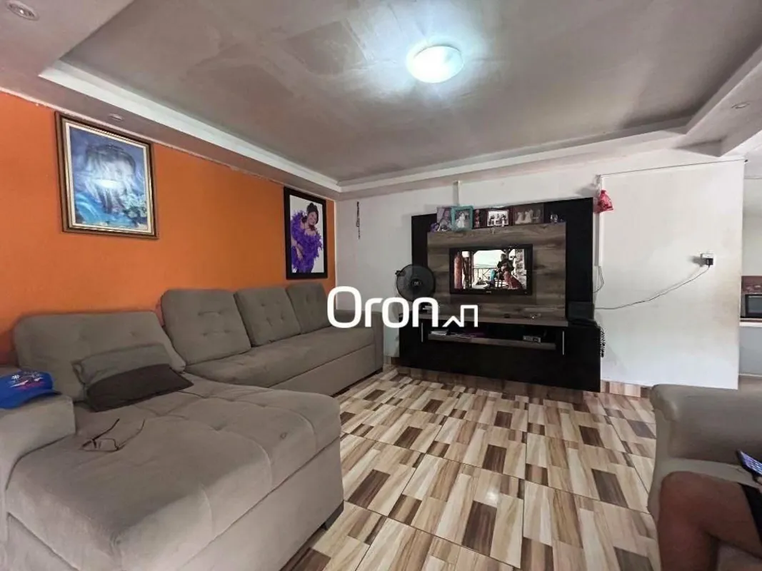 CÓDIGO DO IMÓVEL: CA1988LOCALIZAÇÃOPróximo ao Parque Serrinha, Jardim Botânico e...