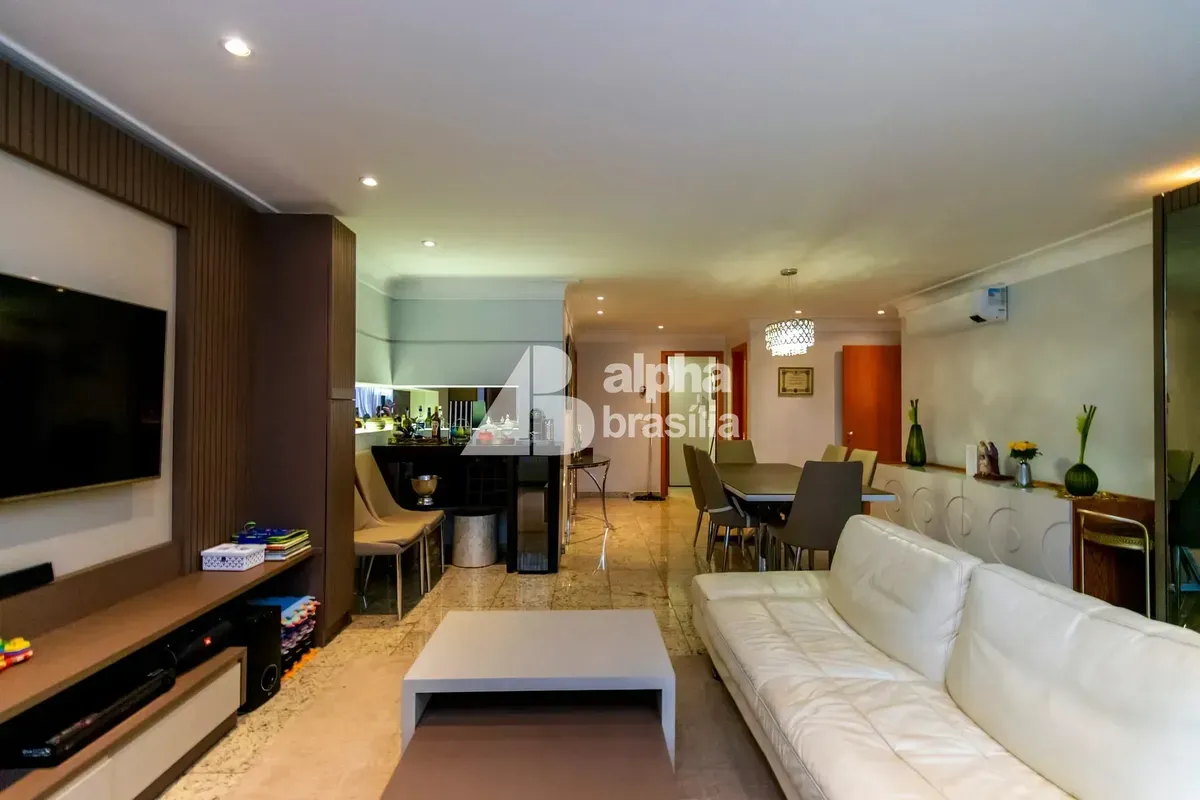 Espaço, conforto e privacidade definem este apartamento de 161,40M², no Residenc...