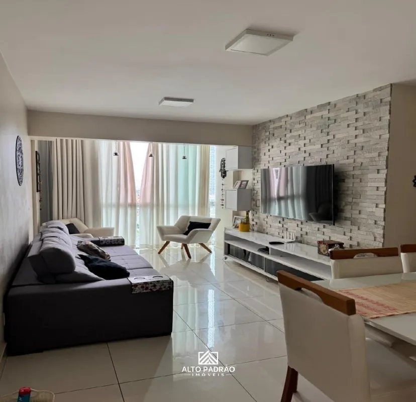 Apartamento com 80m² de área privativa, 3 quartos, sendo1 suíte, 2 vagas de gara...