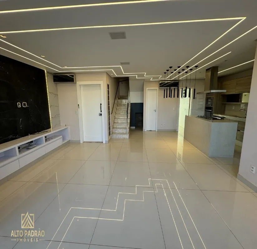 Apartamento Duplex com 157m² de área privativa, 2 suítes, nascente, 2 vagas de g...