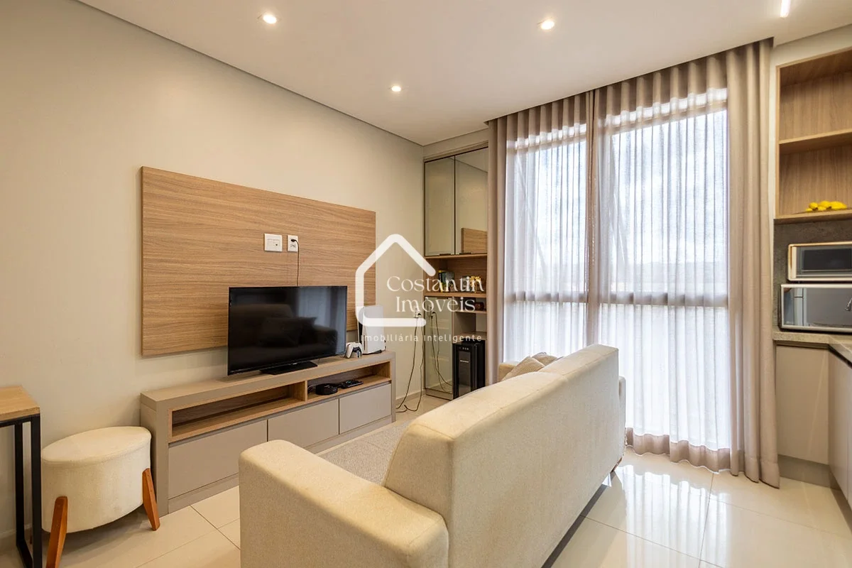 Compre esse apartamento duplex reformado! Pronto para morar ou investir Localiza...