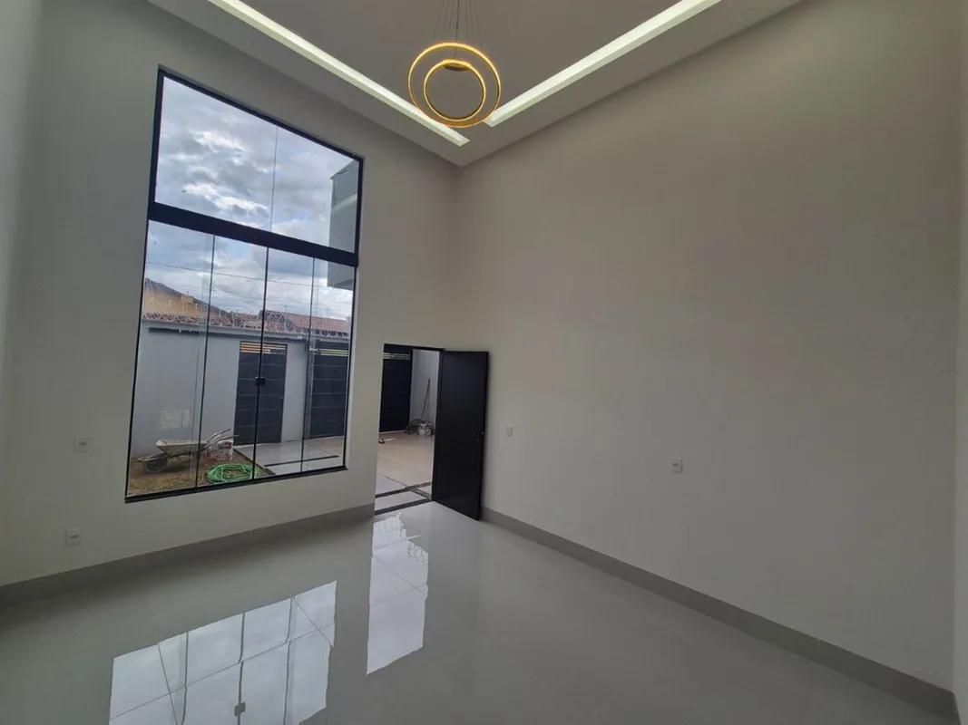 GH2169Casa com 3 quartos no Jardim Helvécia, em terreno com 225m² com 142m² de á...