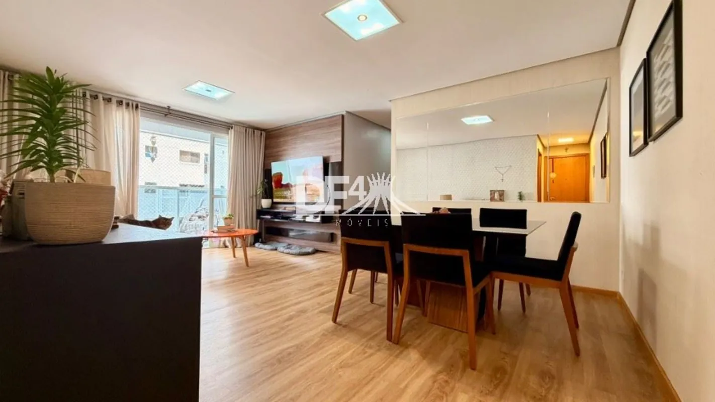 Apartamento à Venda no Residencial Adriana Muniz, Rua 12 Norte (Águas Claras) Se...