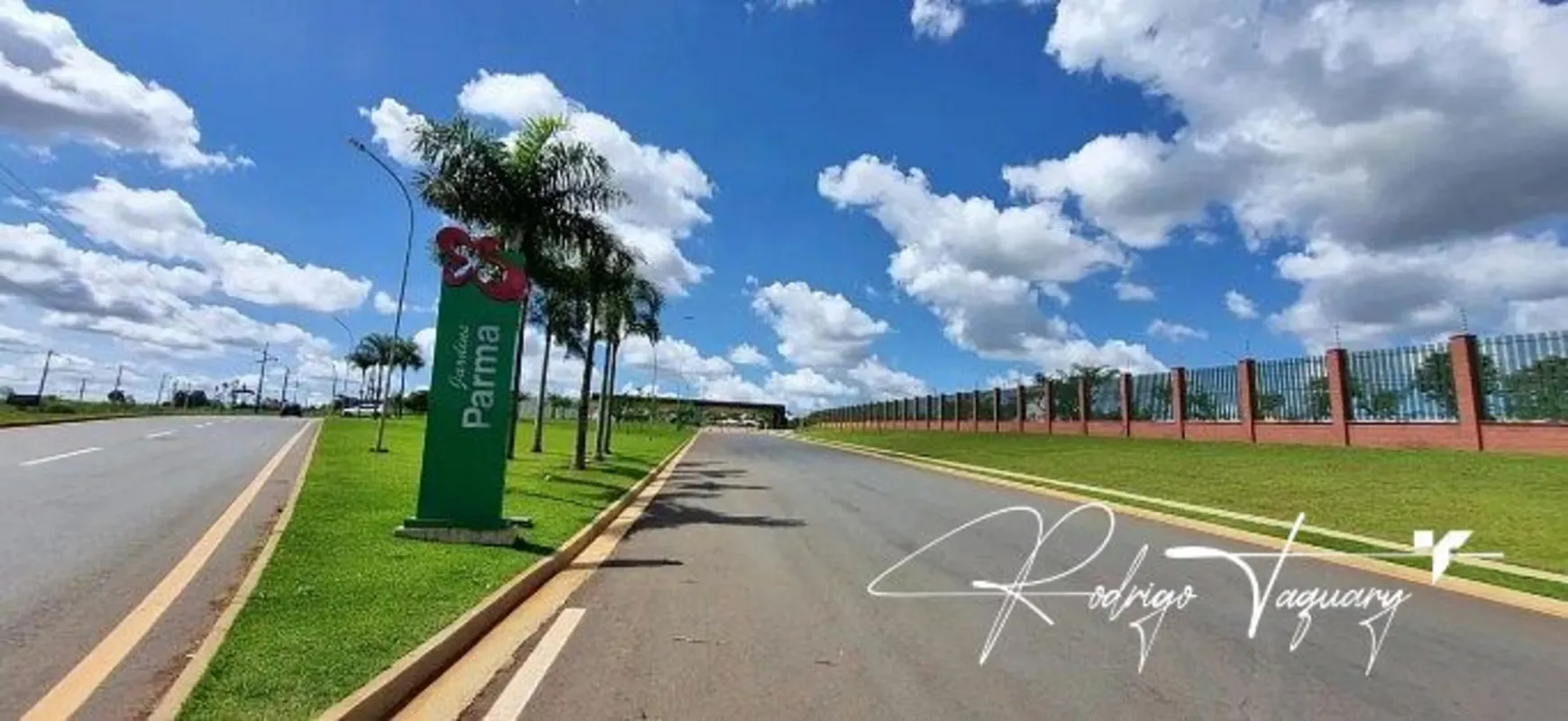 Lote residencial à venda no Jardins Parma, em Goiânia, com 266,32 m² de área tot...