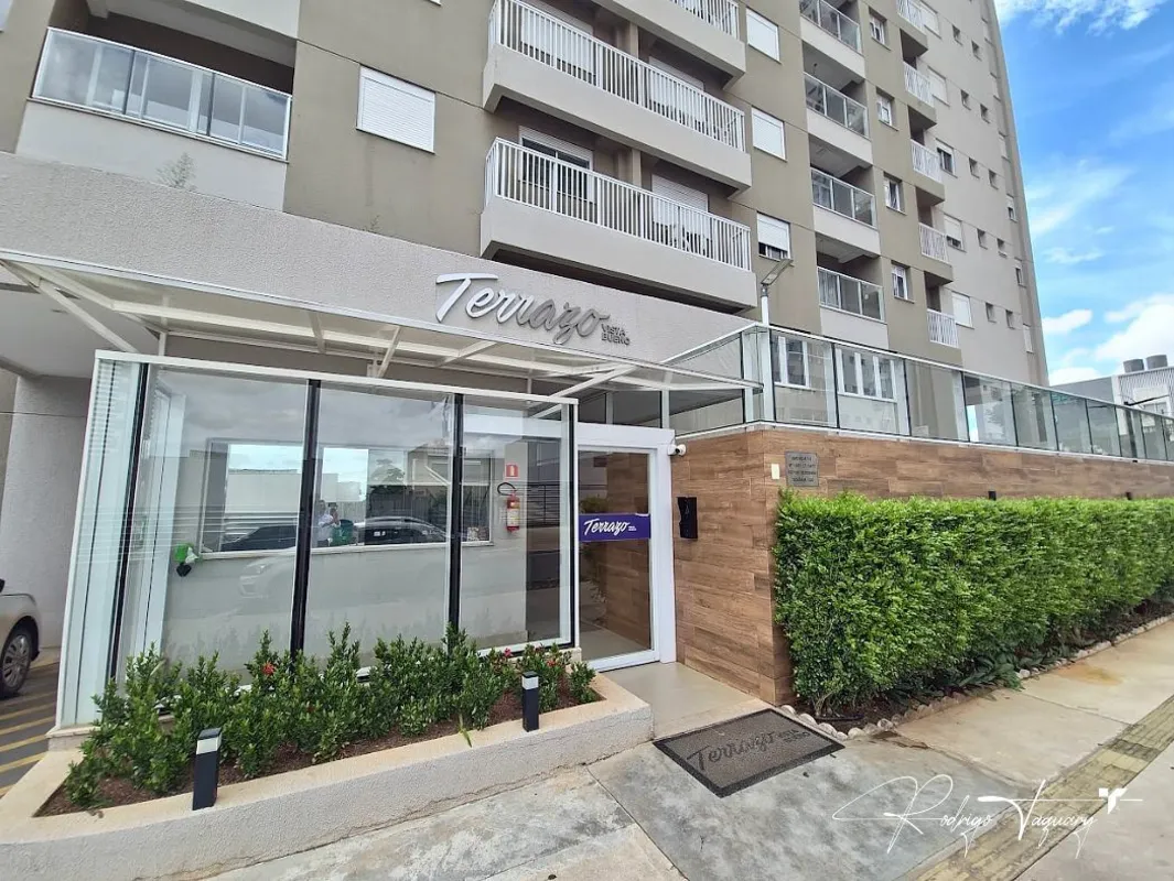 Apartamento à venda no Terrazo Vista Bueno, localizado no Setor Serrinha, em Goi...
