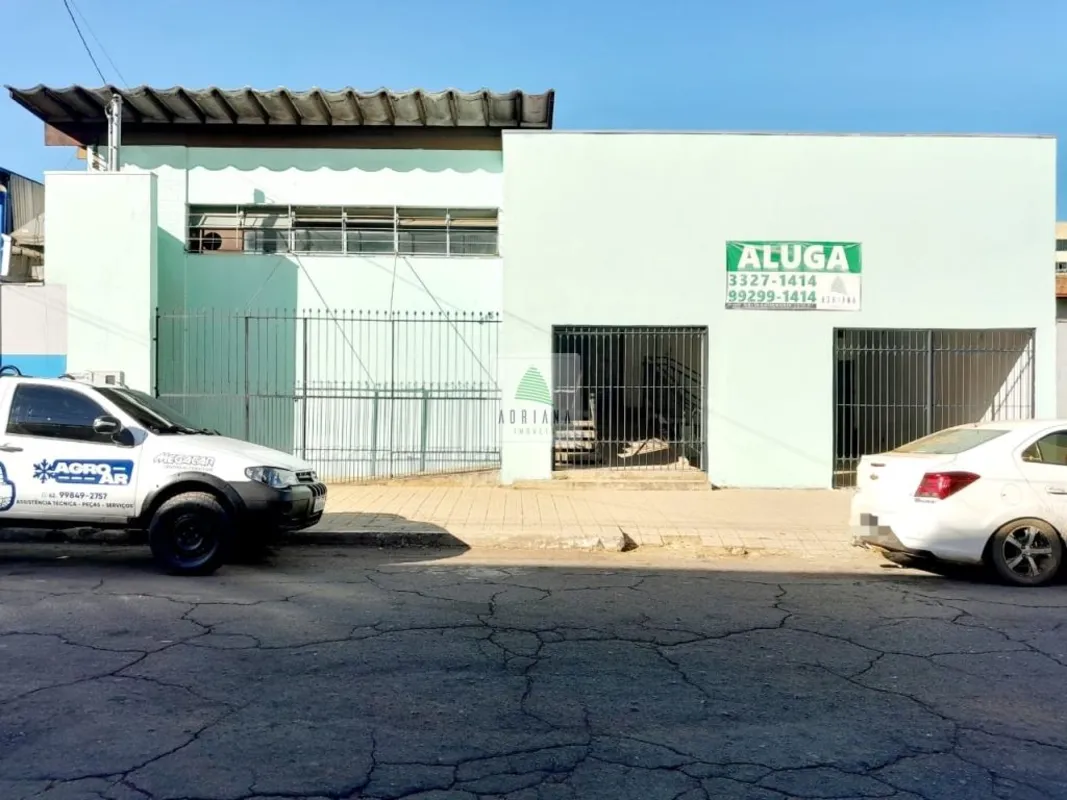 casa sendo preparada para restaurante, casa noturna , rua com vocação para entre...