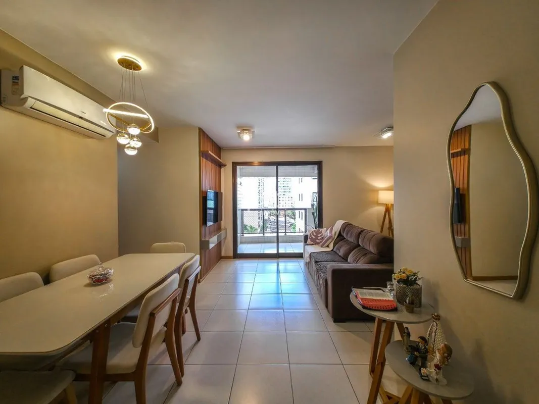 Viva o privilégio de morar em um apartamento amplo, elegante e extremamente bem ...