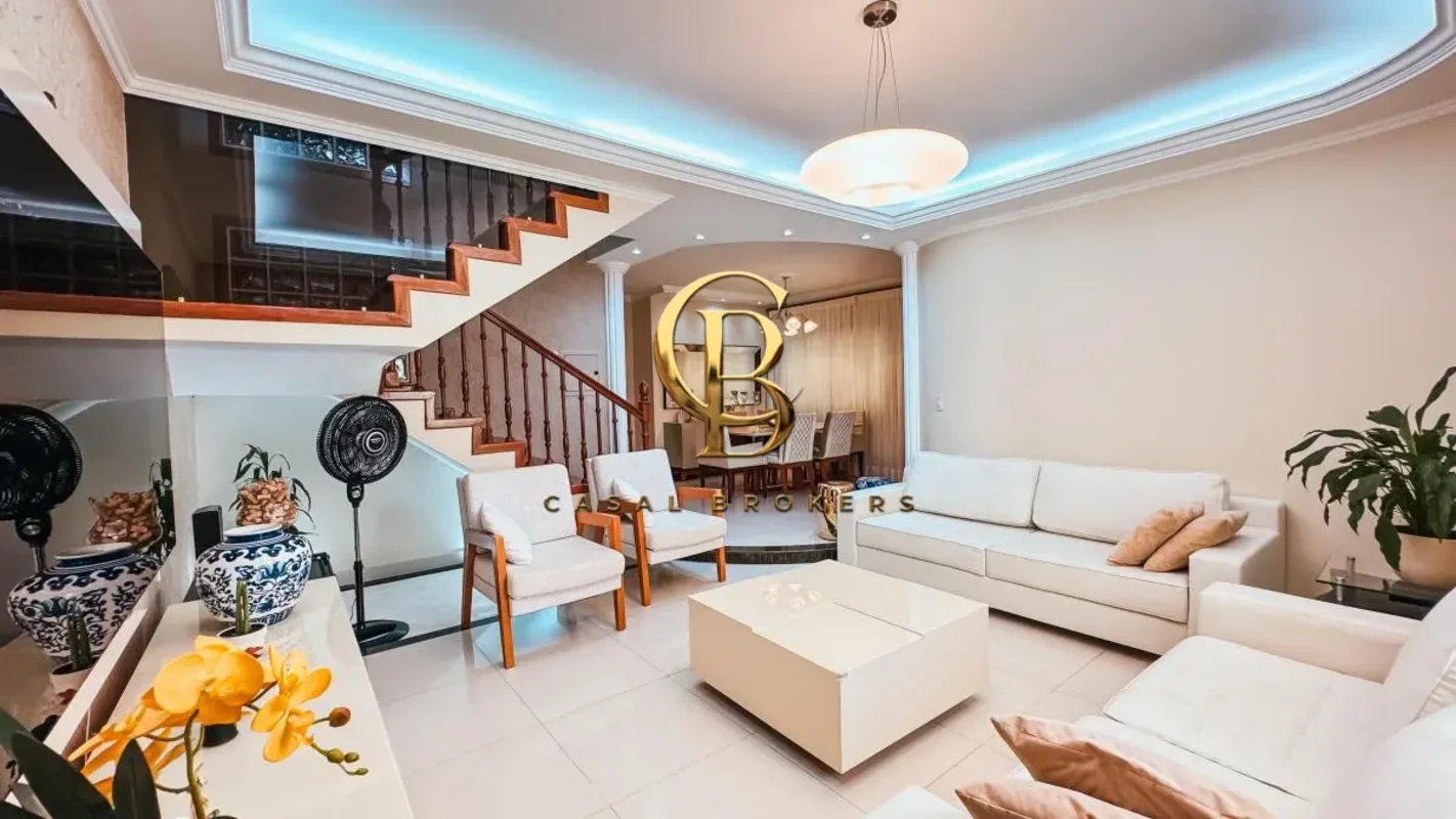Casa Ampla com 3 Quartos no Riacho Fundo I – QN 5Casa espaçosa e completa, ideal...