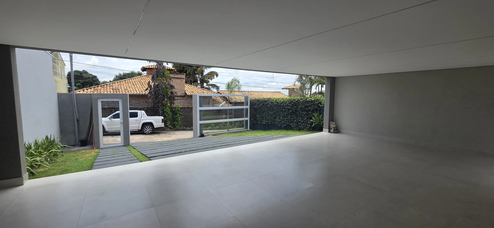 Casa nova moderna Lote de 485 metros 11 de frenteEscrituradaQuitadaHabite-seAcei...