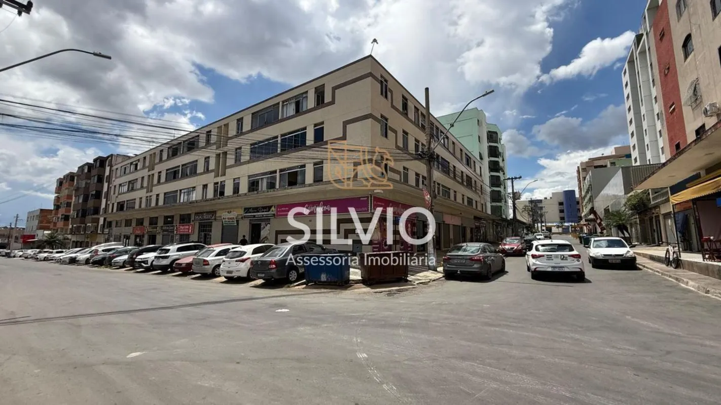 ]:pointer-events-auto scroll-mt-[calc(var(--header-height)+min(200px,max(70px,20...