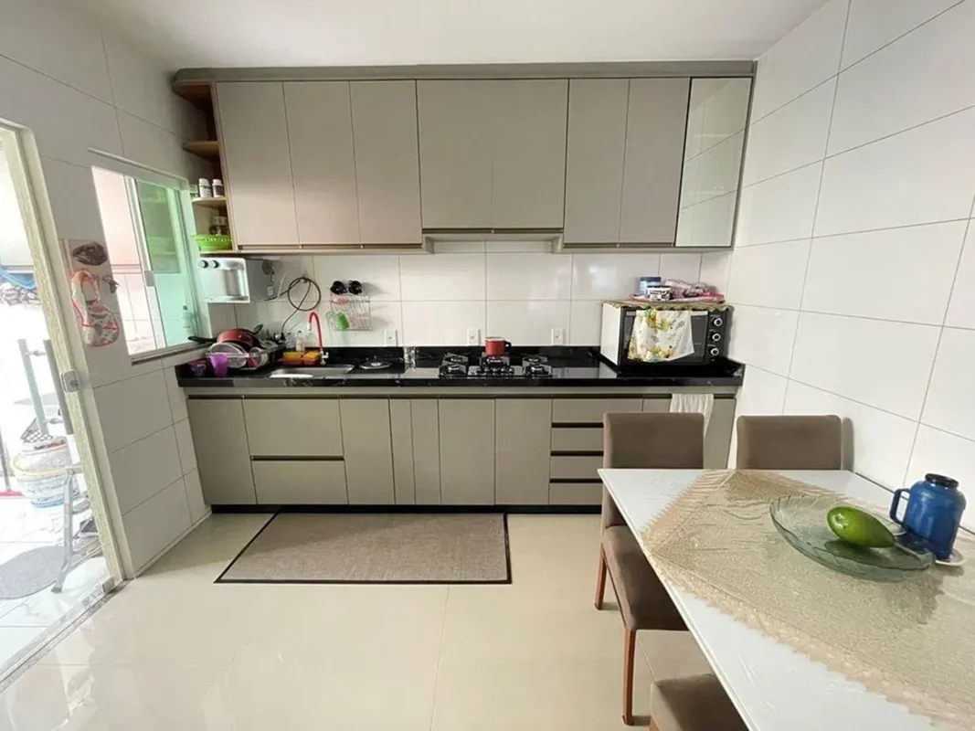 JDM IMOBILIÁRIA VENDE:Casa na QD 603 - Recanto das Emas - 03 quartos, sendo 01 s...