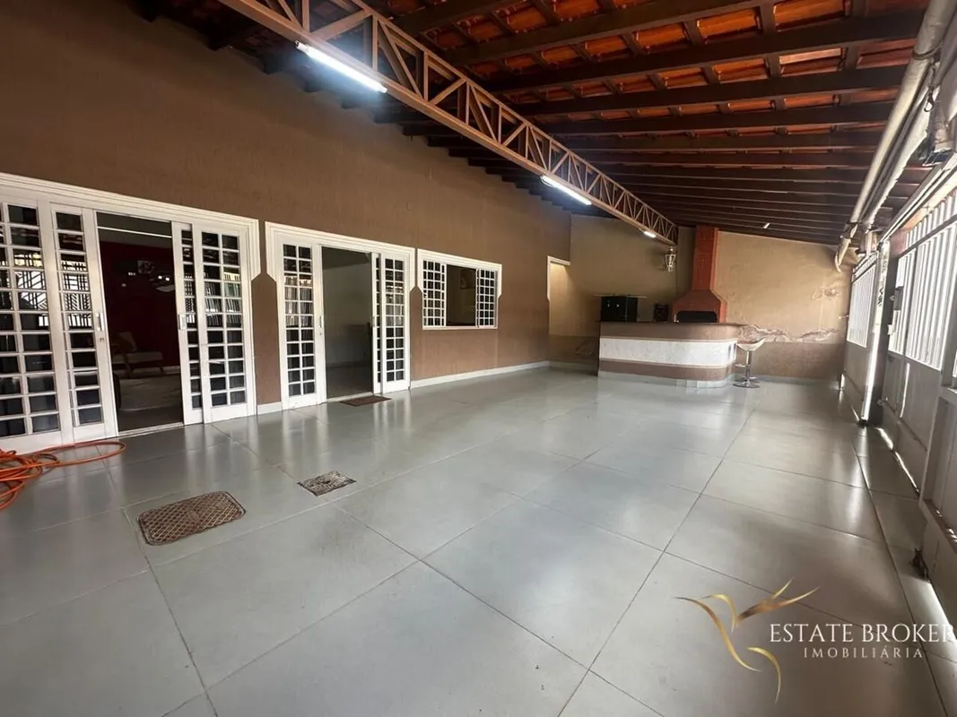 Ótima casa à venda na QE 36 – Guará II | Aceita financiamentoSe você busca conf...