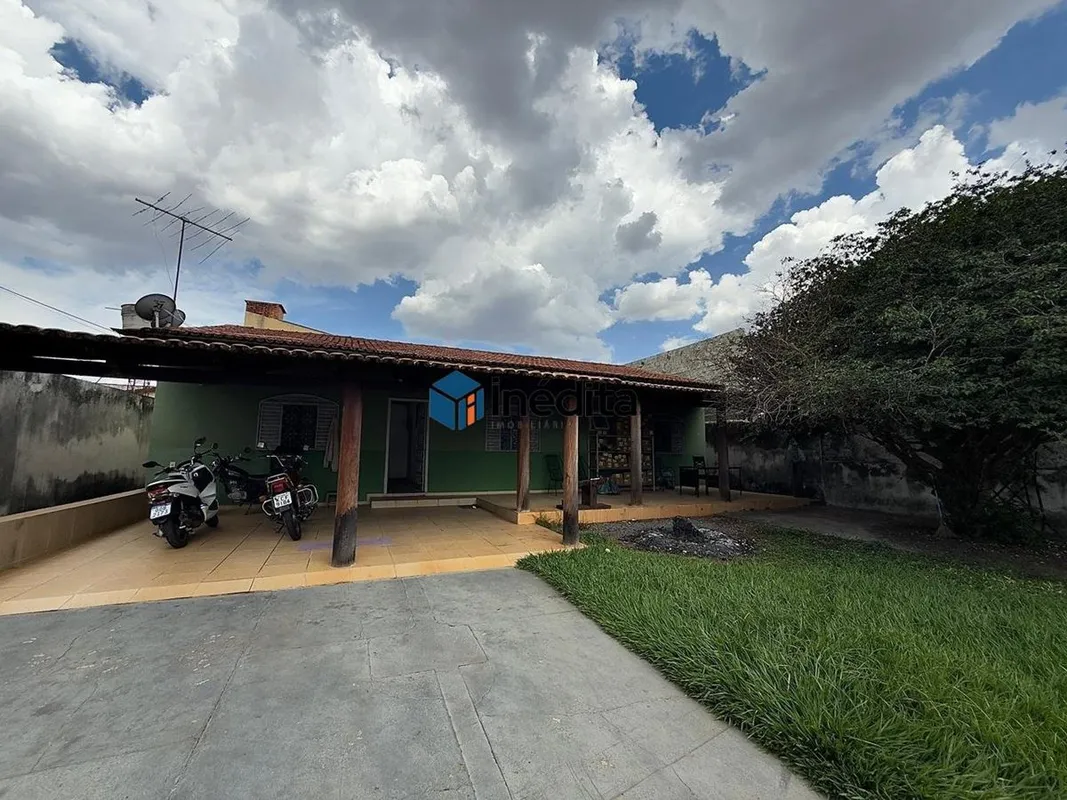 LOCALIZAÇÃO:Imóvel localizado no Jardim Ana Lúcia, em região tranquila e predomi...