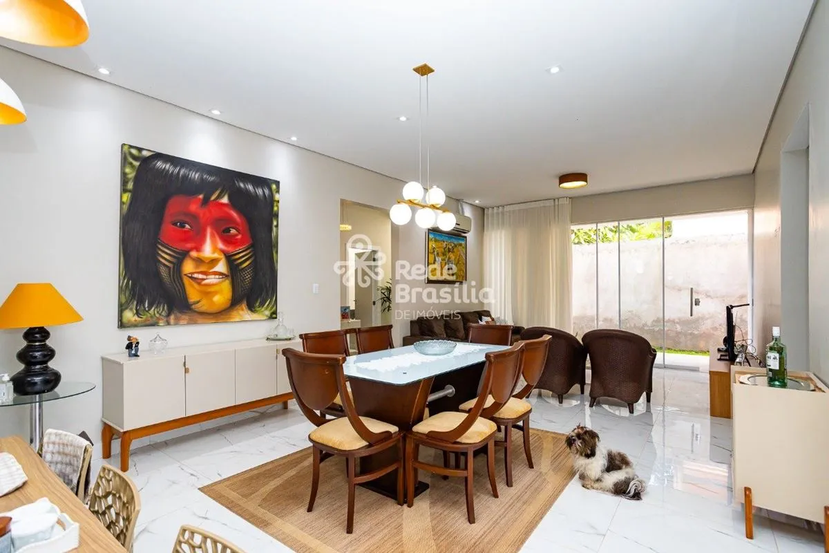 Condomínio São Judas Tadeu - Altiplano Leste - Jardim BotânicoEdificada em um te...