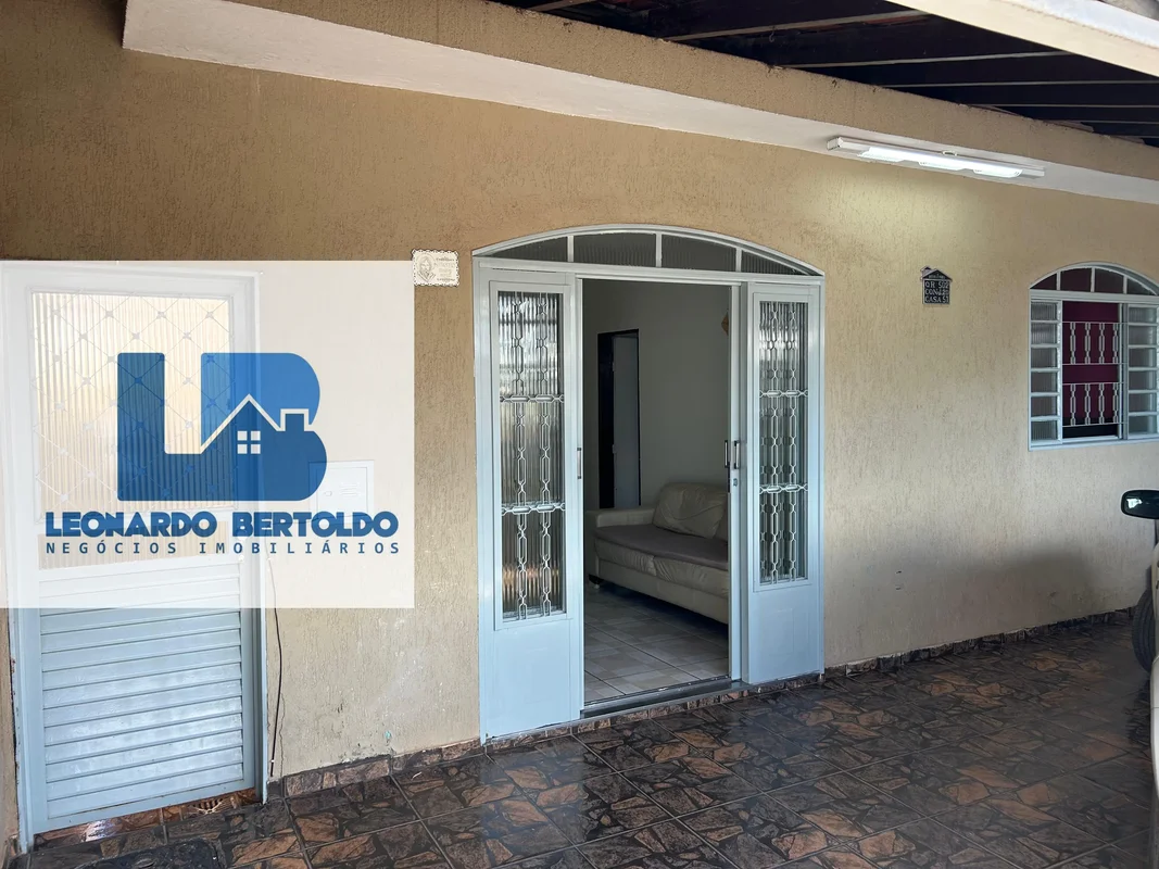 Conheça uma ótima oportunidade de morar na QR 502 Conjunto 20, SAMAMBAIA SUL, DF...