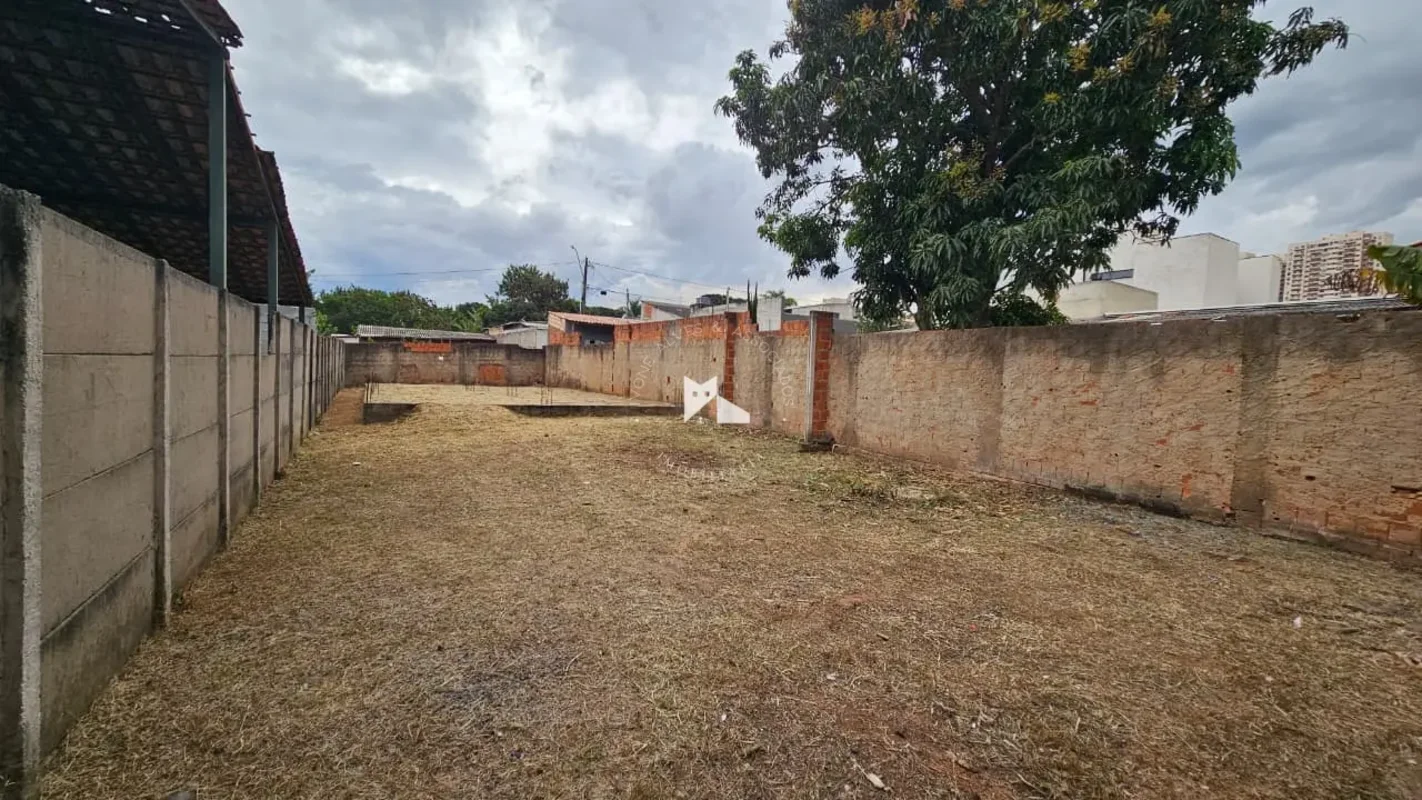 Lote 330m² à venda no Guará Park | Condomínio fechado | R$ 300.000Excelente opor...