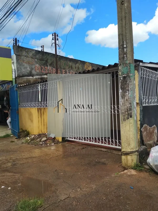 ANA IMÓVEIS ANUNCIA:OPORTUNIDADE: CASA DE ESQUINA EM PONTO COMERCIAL!DESCRIÇÃO D...