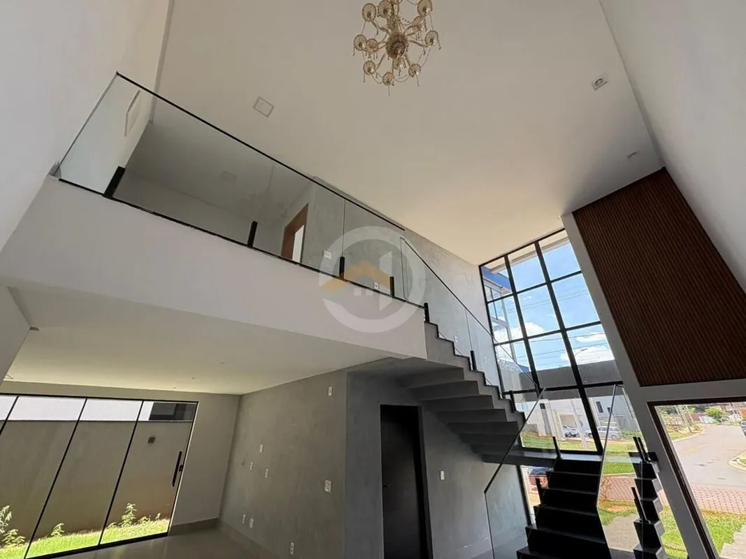 Sobrado Novo no Condomínio Villagio Toscana-275m² de área construída-300m² de te...