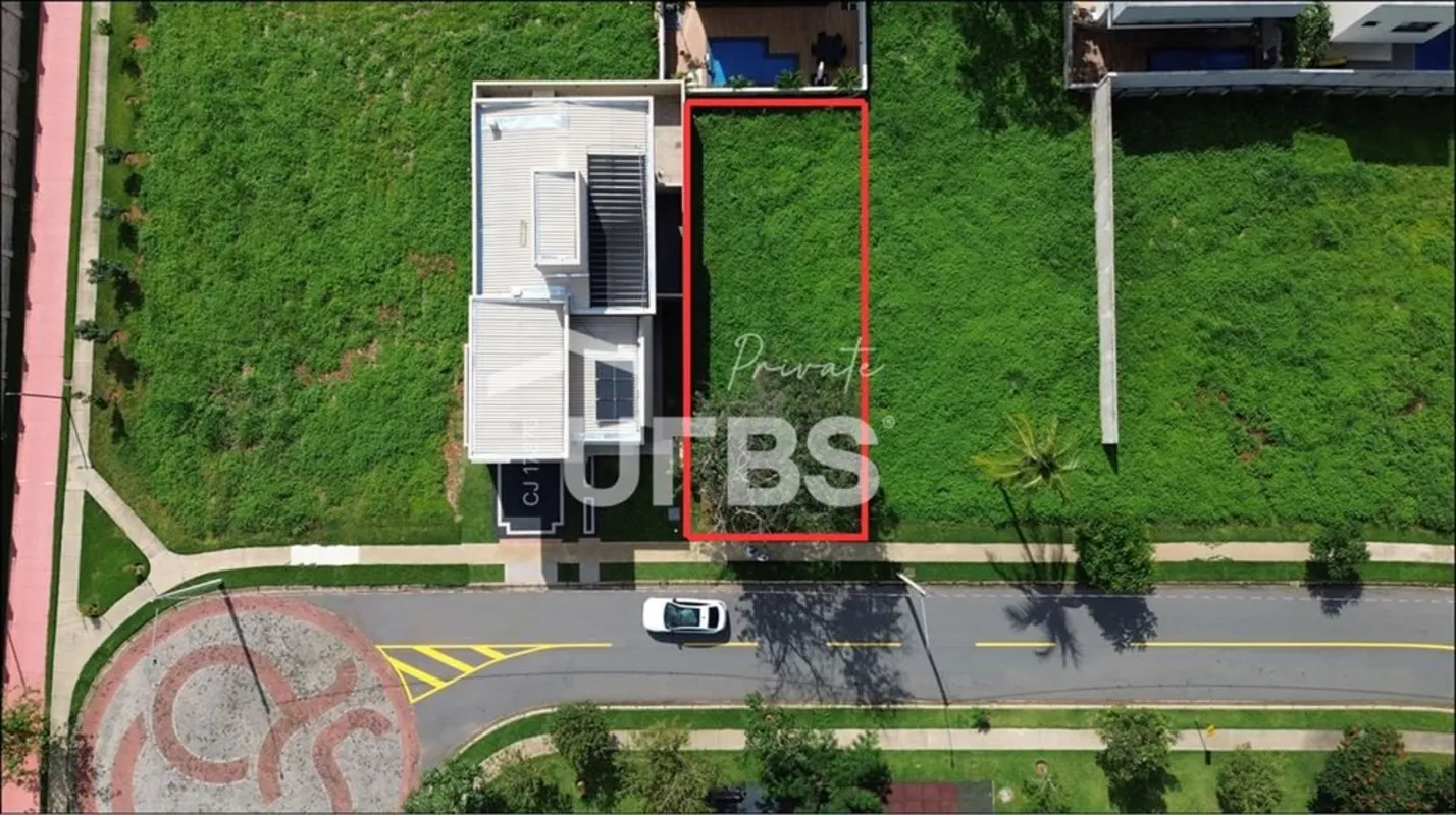 COD U-0029310 - QD 07 LT 07FRENTE PARA PRACINHA E POMAR, FINAL DE RUA, COM POUCO...