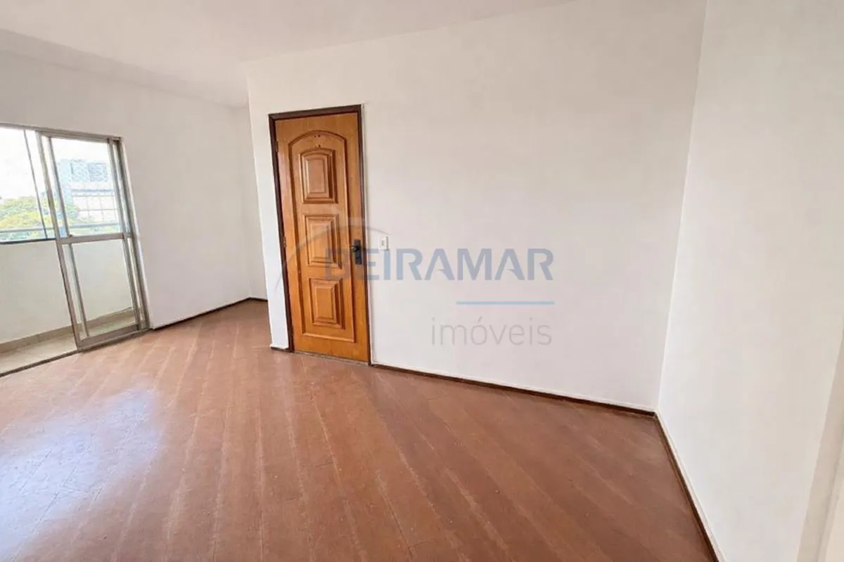 Apartamento Amplo de 3 Quartos, 1 suíte e com DCE - 102m² Se você busca espaço, ...