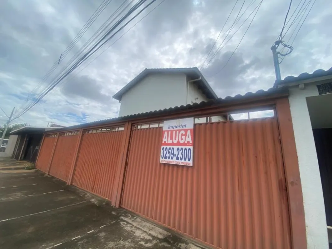 Sobrado geminado para locação na Rua Piza, Jardim Europa. Sem taxa de condomínio...