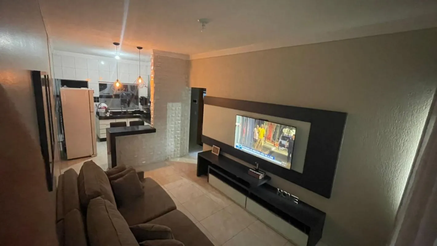 Casa bem localizada no Residencial Barravento, ao lado do Fonte Nova Área constr...