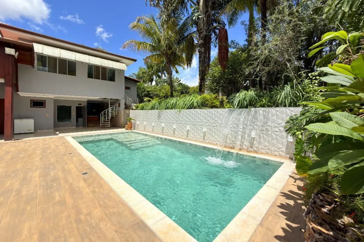 :: Casa térrea com linda área gourmet no Lago Norte . 4 quartos (sendo 2 suítes)...