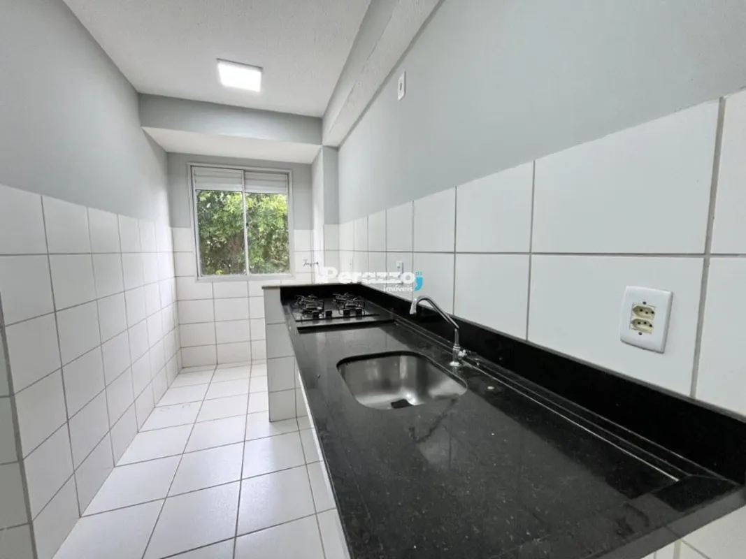 Ótimo Apartamento localizado no Jardins Mangueiral na QC 14 por R$2.400,00. TAXA...