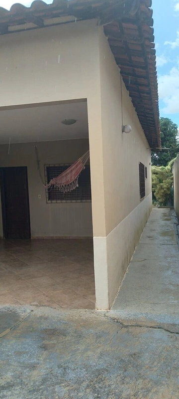 Casa na LAJE 3 qtos suíte 3 Banheiros Lote VAZADO de 400 metros Exelente localiz...