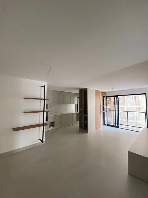 Descubra um apartamento de alto padrão no setor Bueno, em Goiânia, localizado na...