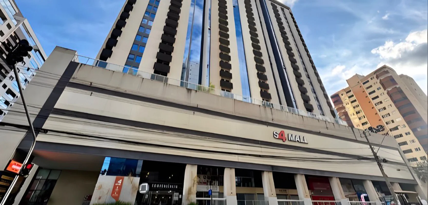 Leniér Curadoria Imobiliária vende Magnífico Flat à Venda – S4 Hotel | Águas Cla...