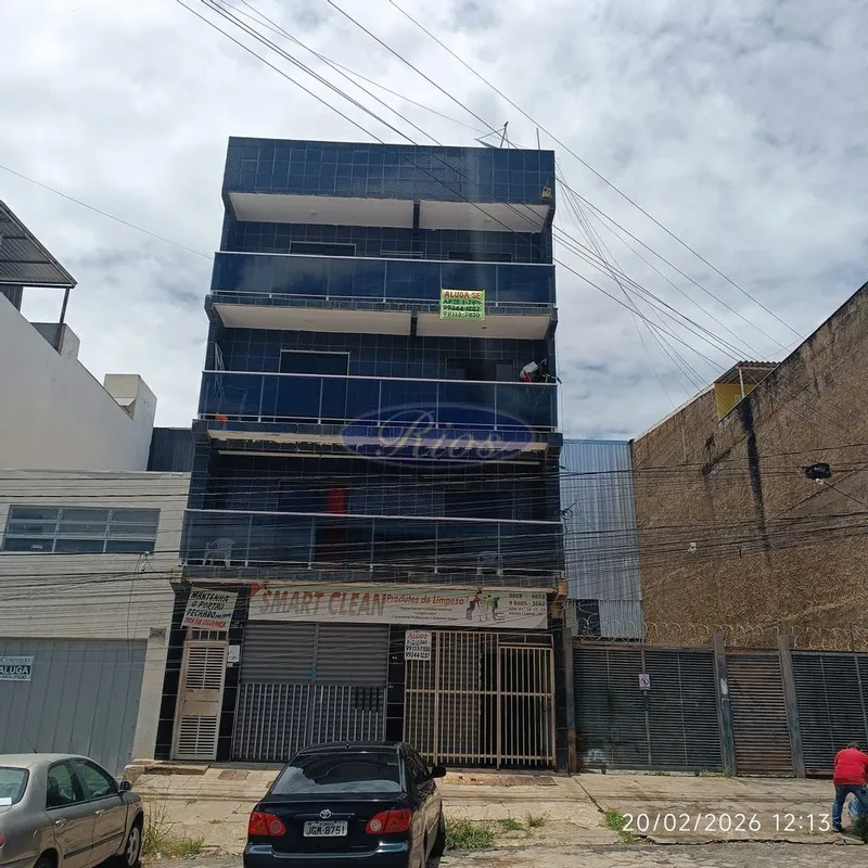 IMOBILIÁRIA RIOS ALUGA APTO DE 2 QUARTOS NA ADE CONJUNTO 16 LOTE 13 APTO 301, Ár...