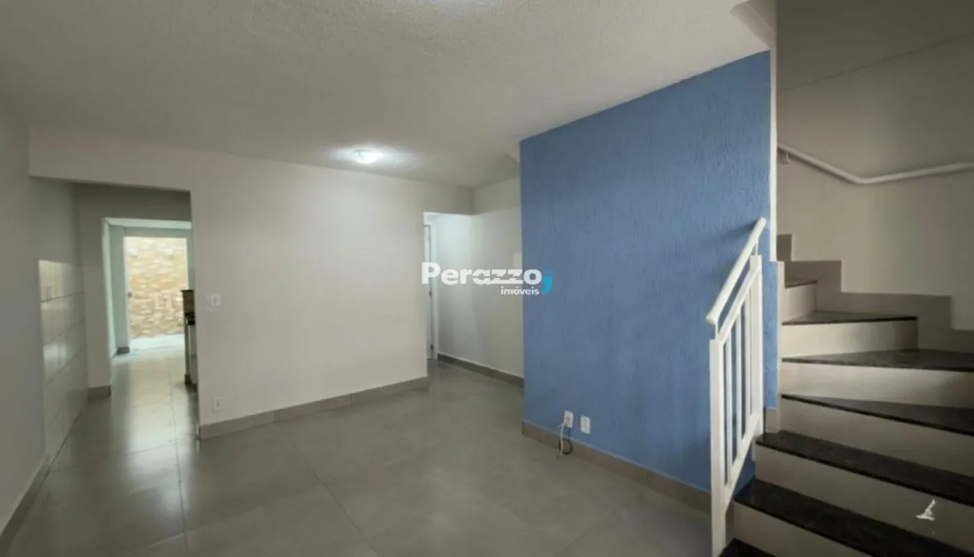 BAIXOU!!! Ótima Casa de 2 Quartos Adaptada para 3 com Suíte na QC 10 do Jardins ...