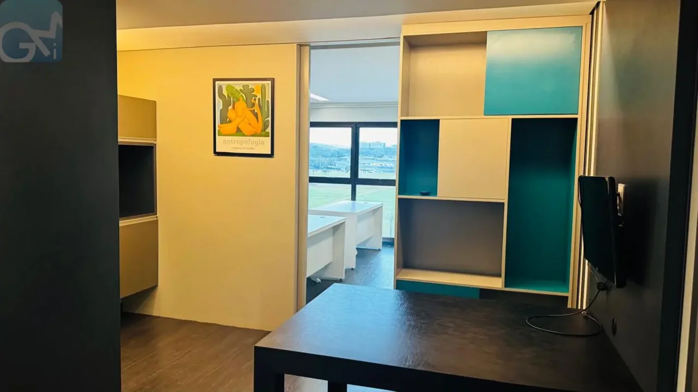 SRTVN - CENTRO EMPRESARIAL NORTE, BRASILIA DF.LINDA SALA COM GARAGEM. REFORMADO,...