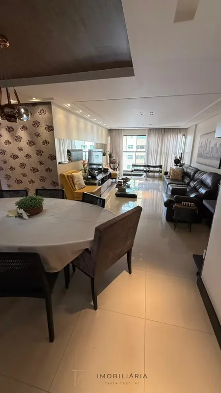 TRG imobiliária vende: Gavino ResidênciasApartamento de andar alto, reformado So...