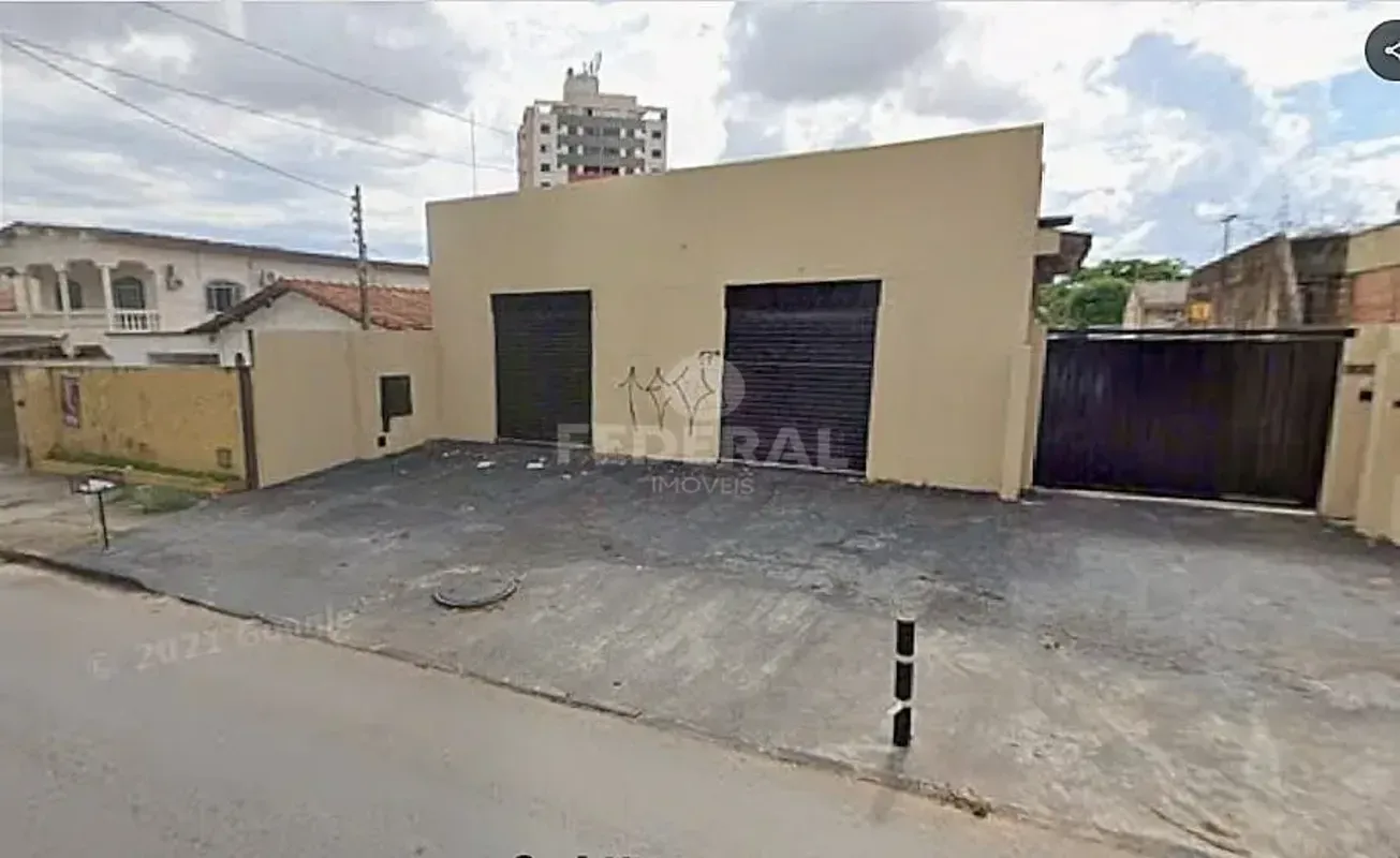 Esta localizada no Jardim Goiás, região nobre de Goiânia, esta loja comercial di...