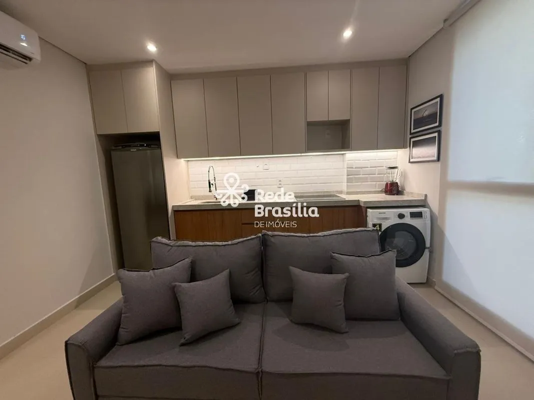 Duplex Reformado no CA do Lago Norte - Sofisticação e Praticidade ao Lado do Igu...