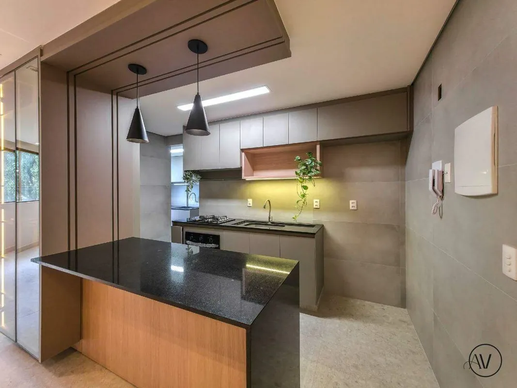 SQN 212 BL K - Excelente oportunidade na Asa Norte. Localizado em prédio de fren...