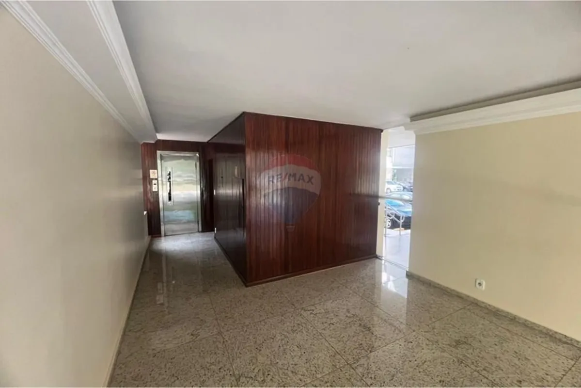 Se você busca a essência de morar no Plano Piloto, este apartamento é o seu próx...