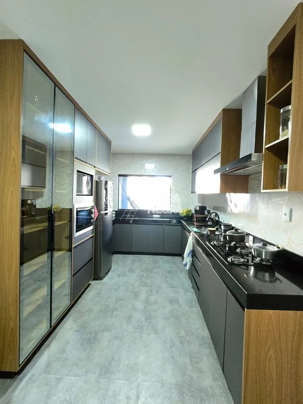 ESCRITURA DE POSSE - NÃO ACEITA FINANCIAMENTO! - Área total terreno: 450M²- Área...