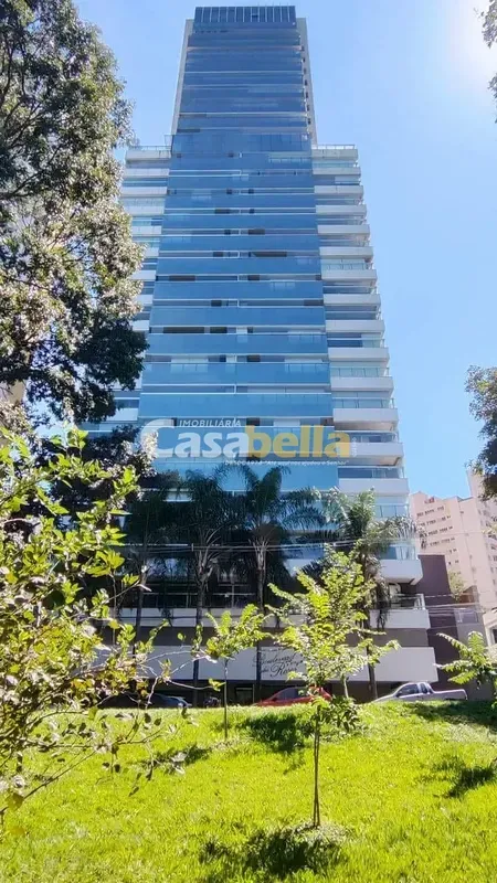 CÓD IMV: 4359Apartamento alto padrão, totalmente mobiliado, com 240 m², disponív...