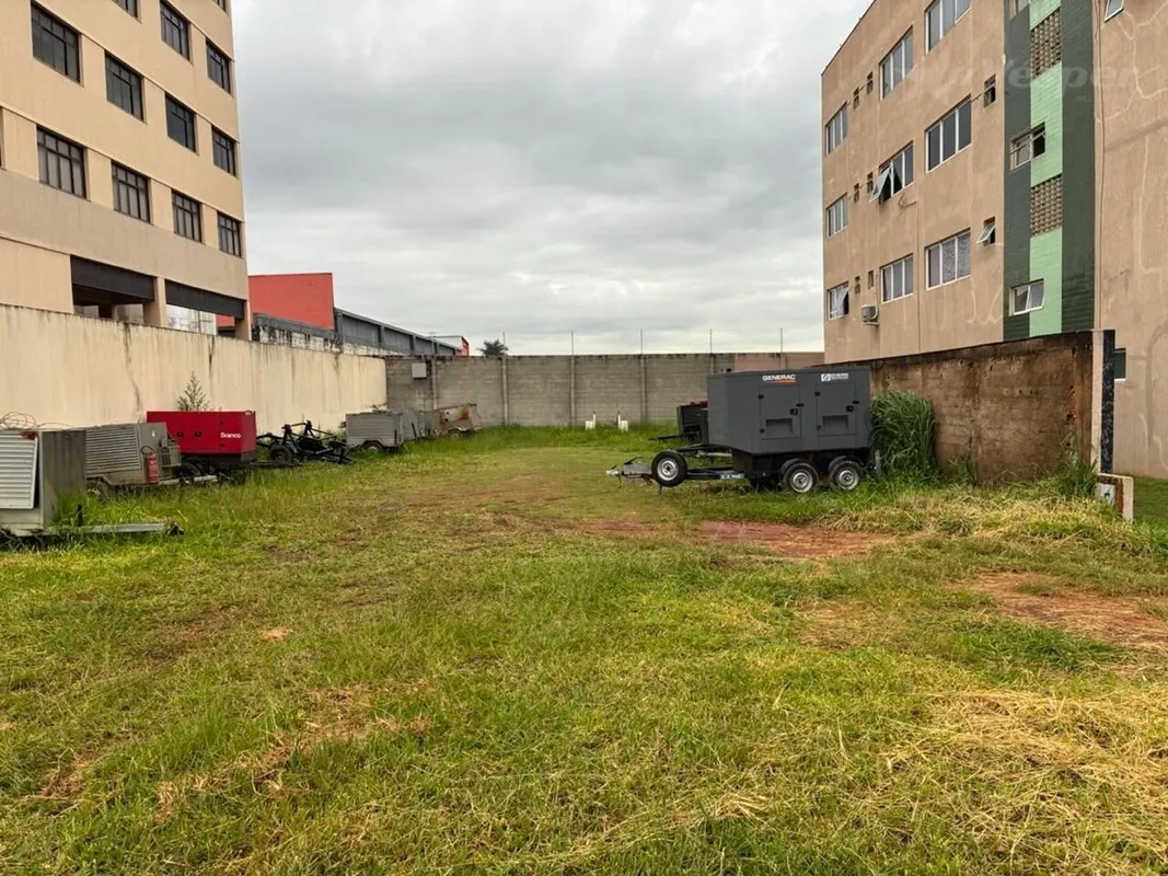Lote comercial à venda no Condomínio Cidade Empresarial com 531,65m², sendo:17,0...
