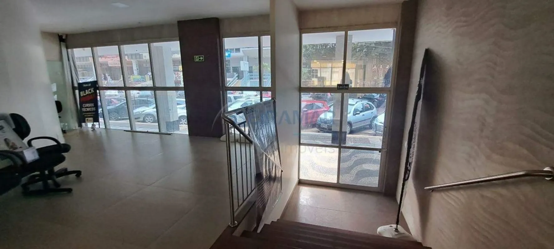 Sobreloja em Prédio Comercial para Locação no Edifício Cedro II - Setor Comercia...