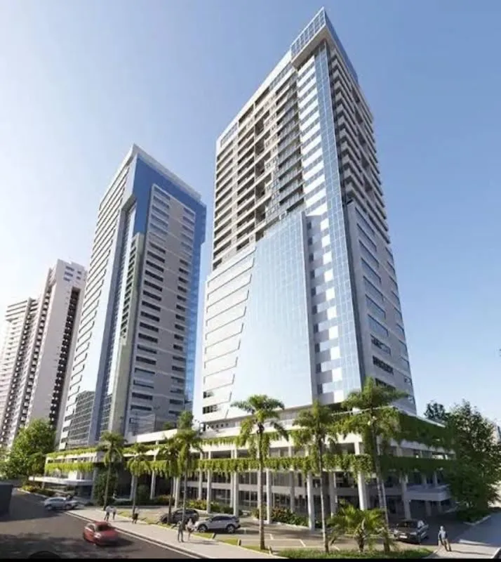 HENRIQUE: 9 8 1 9 8-4 2 4 0 (whatsapp) Euro Towers, 3 salas juntas no Setor Offi...