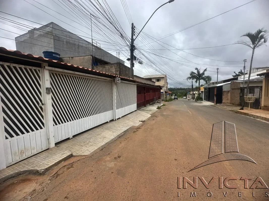 OPORTUNIDADE: CASA 2 QUARTOS, SALA, COZINHA(ARMÁRIO EMBUTIDO), BANHEIRO SOCIAL E...