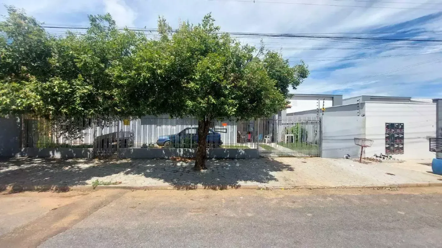 ?? Casa tradicional disponível no CastelândiaLocalizada em uma região calma e tr...