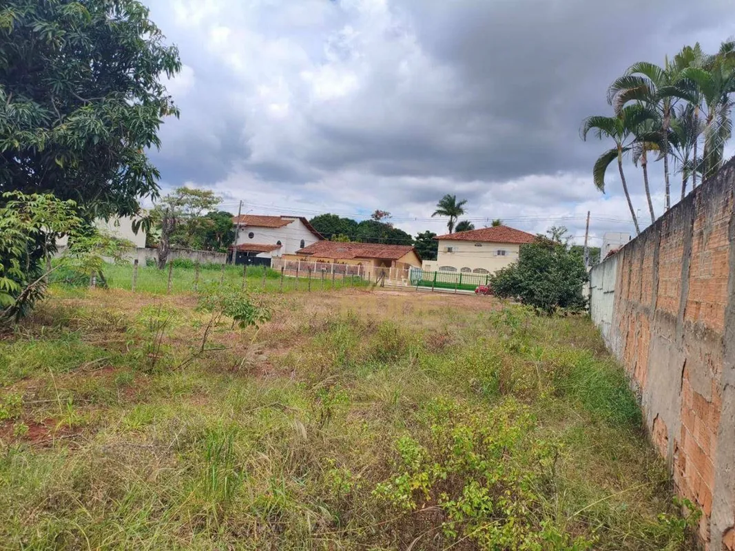 OPORTUNIDADE EXCLUSIVA TERRENO PREMIUM Apresentamos um terreno diferenciado, ide...