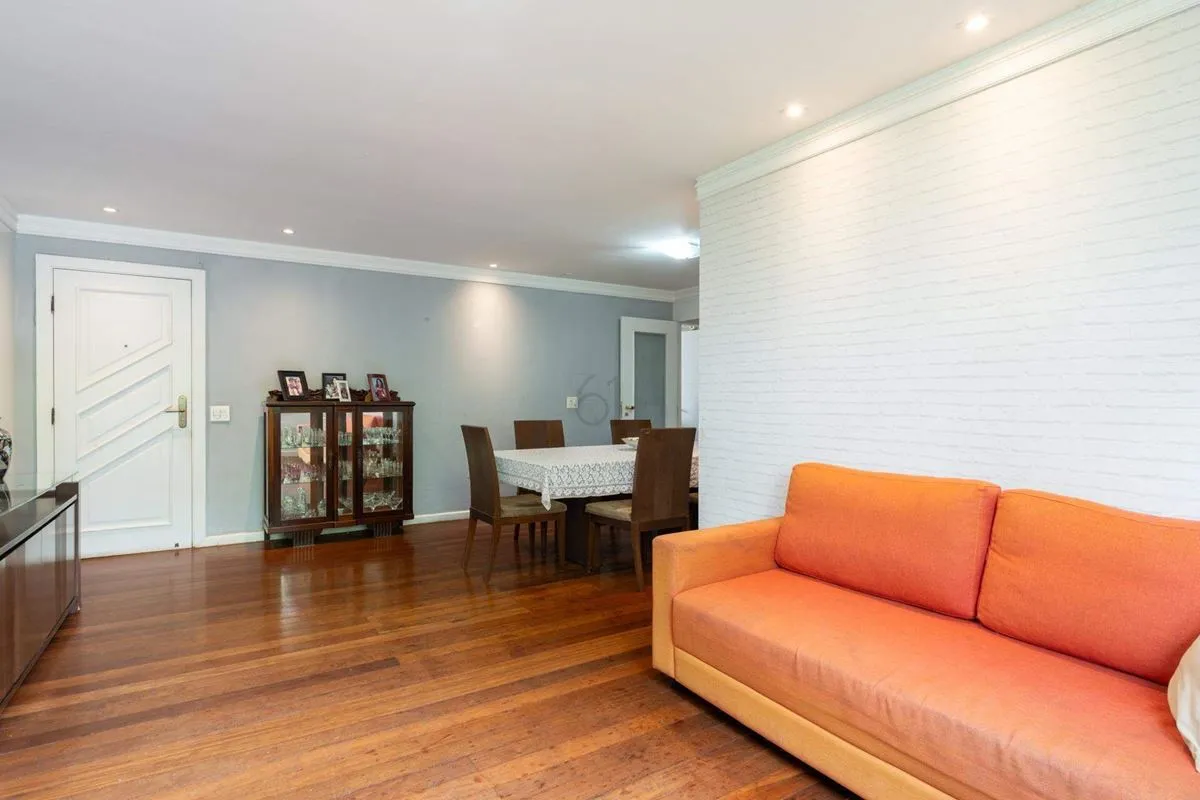 Viva com conforto e sofisticação em uma das localizações privilegiadas de Brasíl...