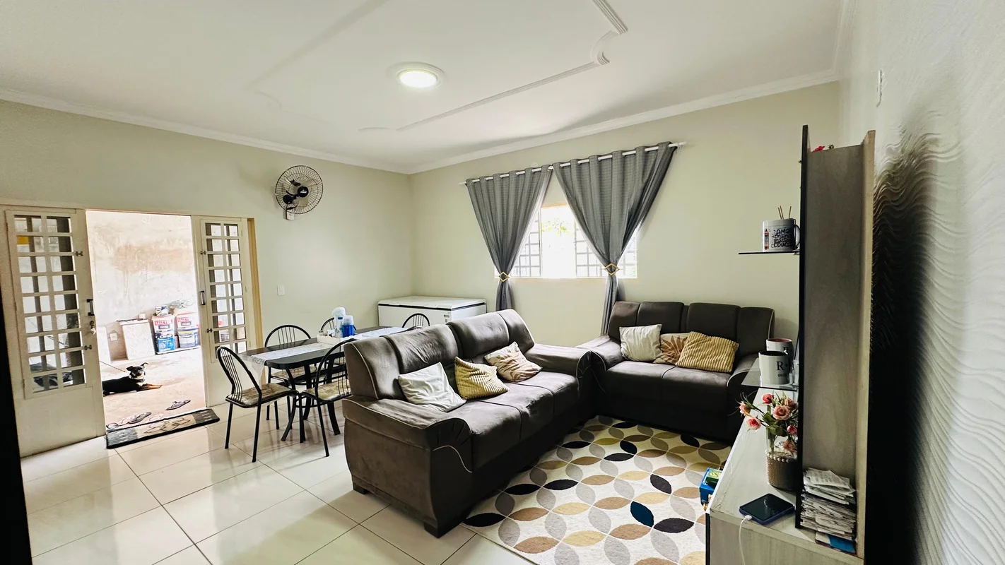 Excelente oportunidade para quem busca um imóvel confortável, bem construído e c...